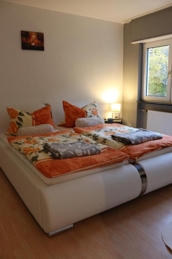 Appartment In Walldorf Mit Schlafzimmer, Kueche Und Bad Exteriör bild