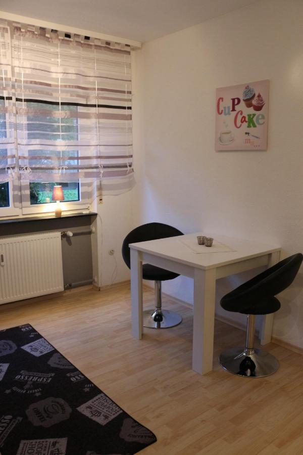 Appartment In Walldorf Mit Schlafzimmer, Kueche Und Bad Exteriör bild
